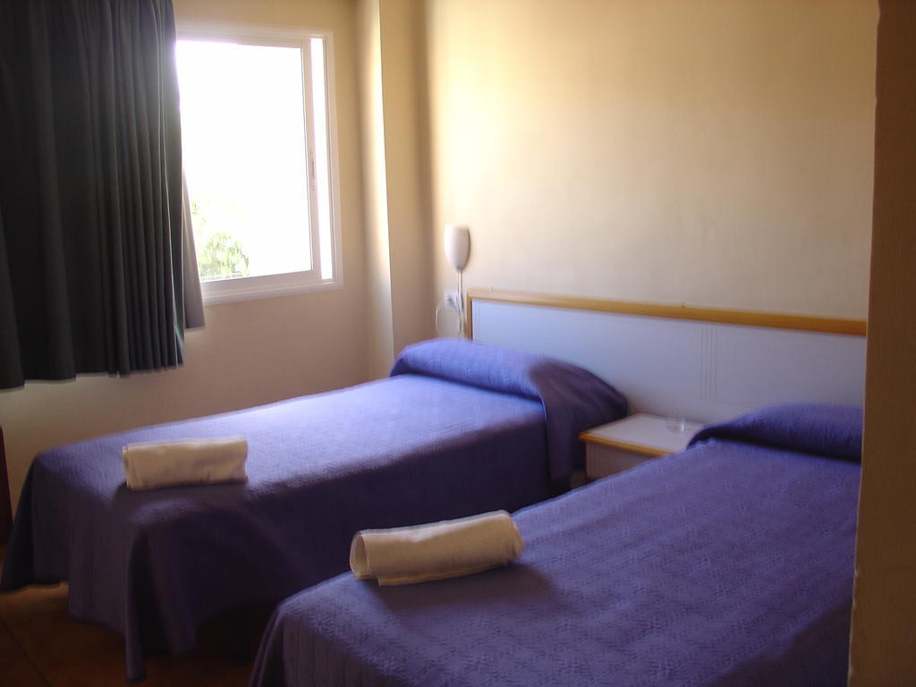 Pension Mova Санта-Крус-де-Тенеріфе Номер фото
